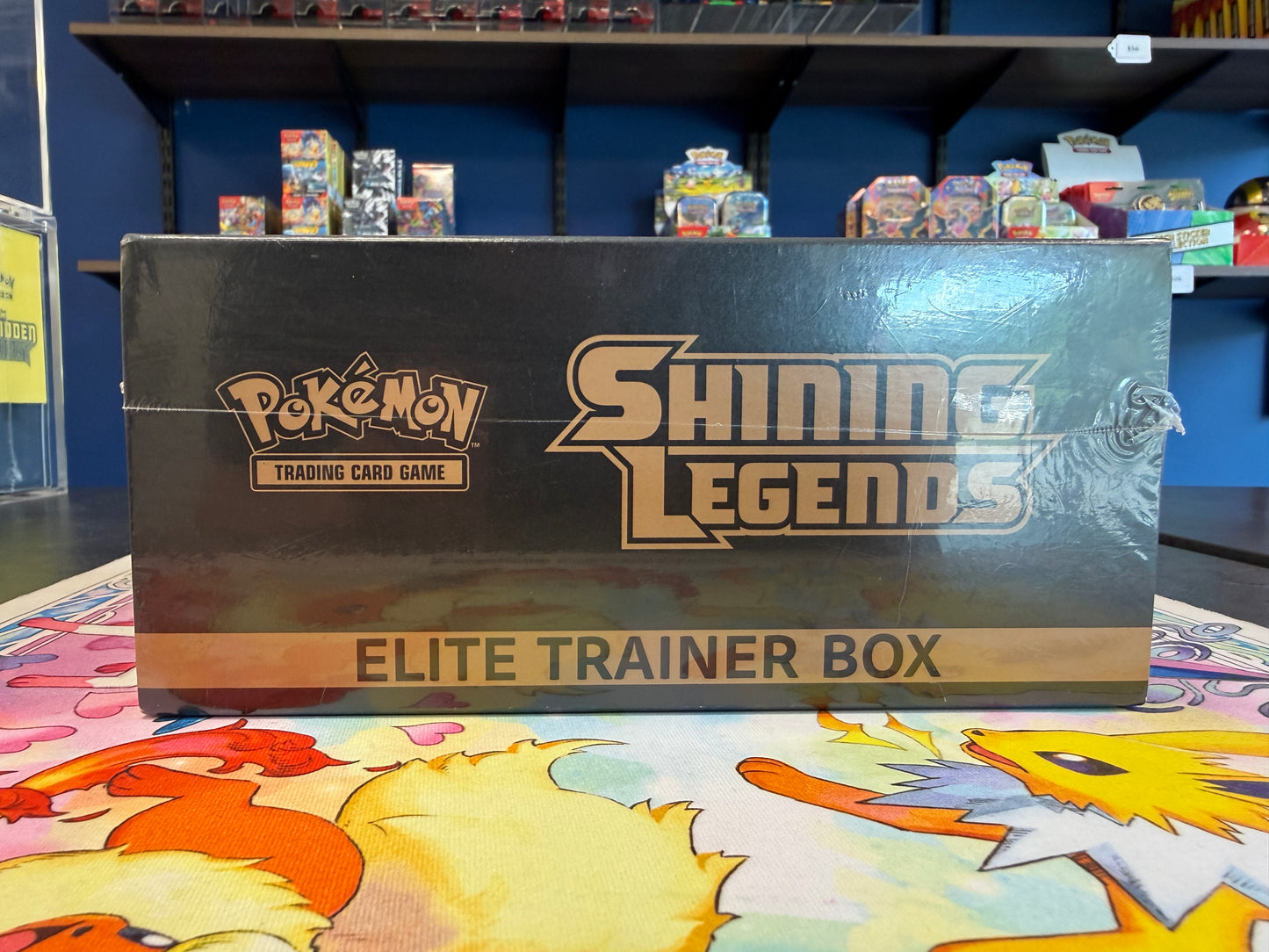 Shining Legends Elite Trainer Box