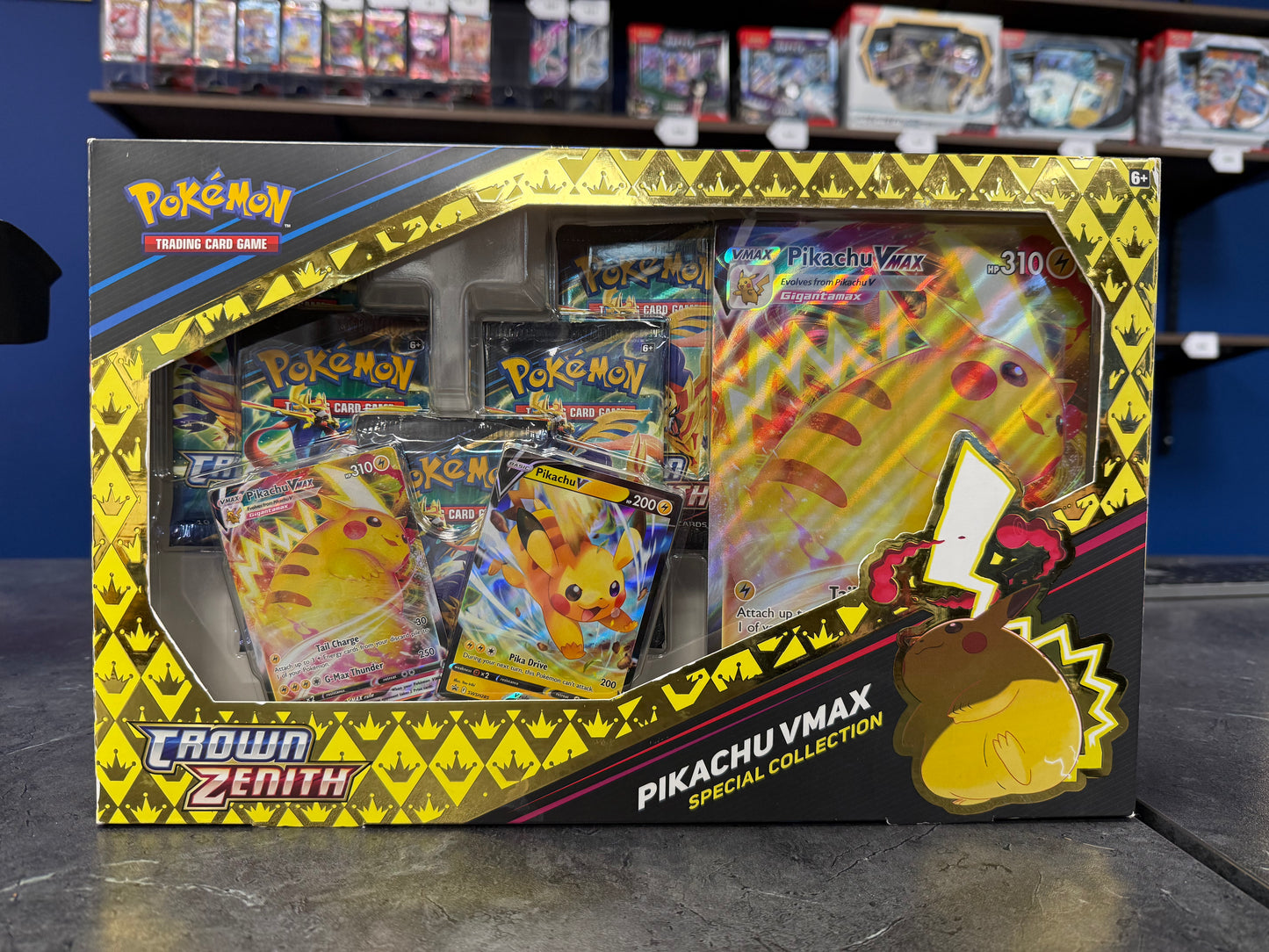 Pikachu VMAX Special Collection Crown Zenith (wear, see pics)