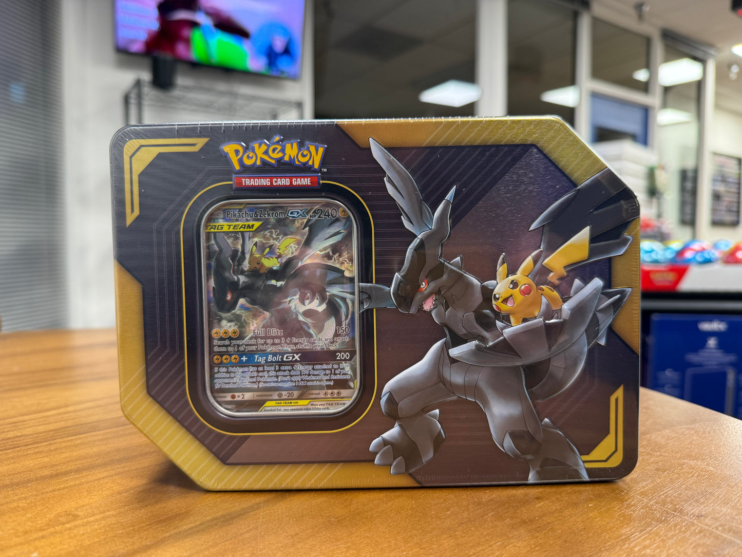 TAG TEAM Tin [Pikachu & Zekrom GX]