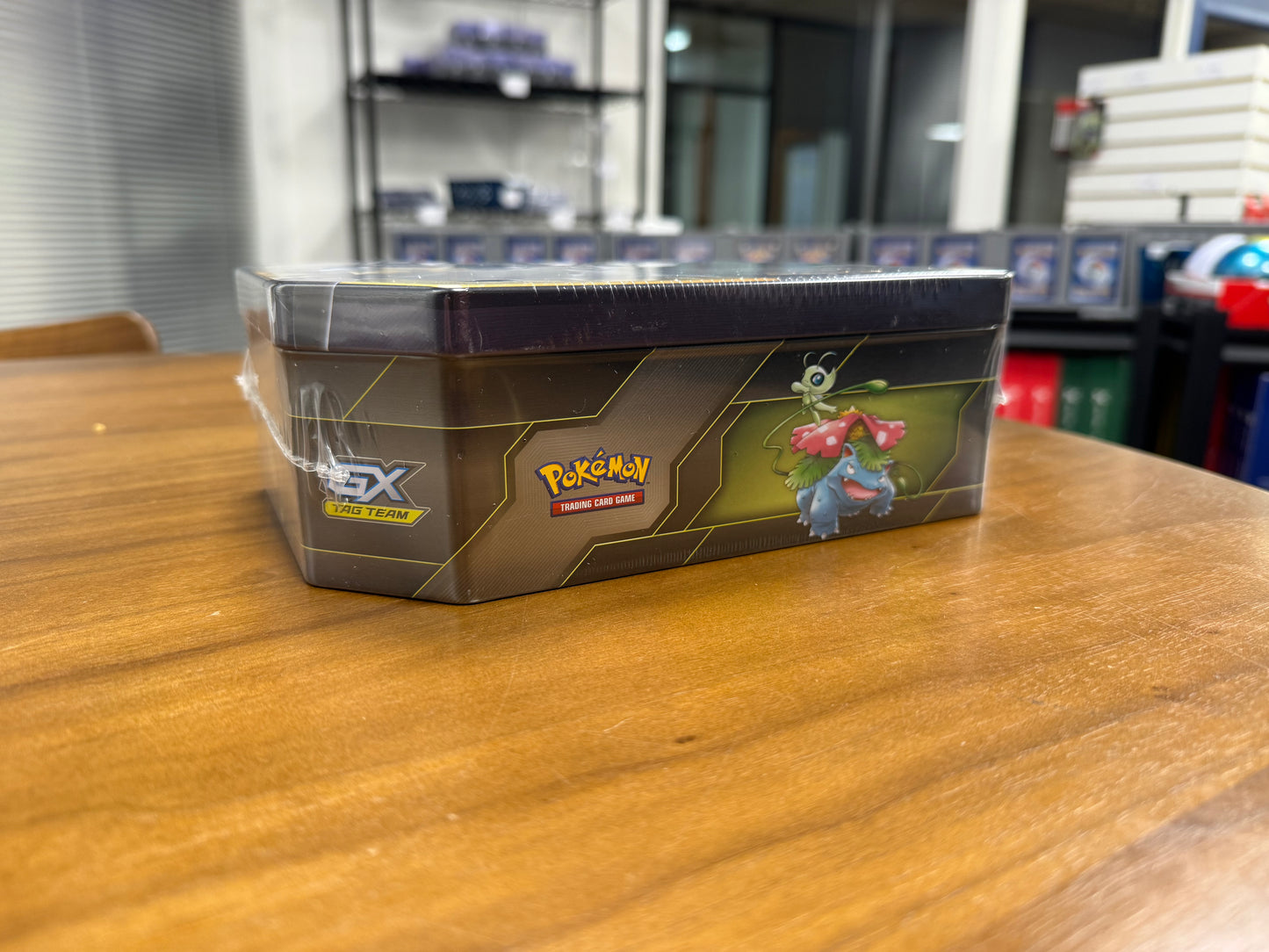 TAG TEAM Tin [Pikachu & Zekrom GX]